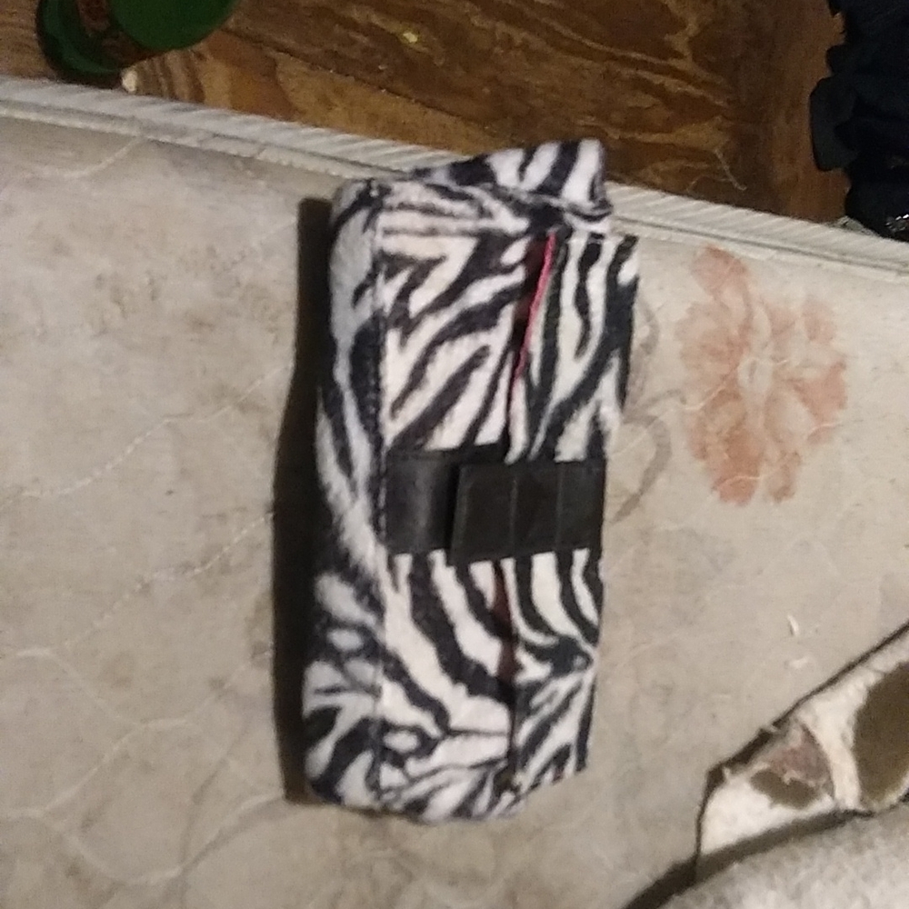 Women's clutch